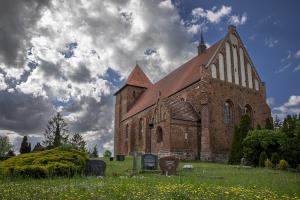 Tarnow, Dorfkirche